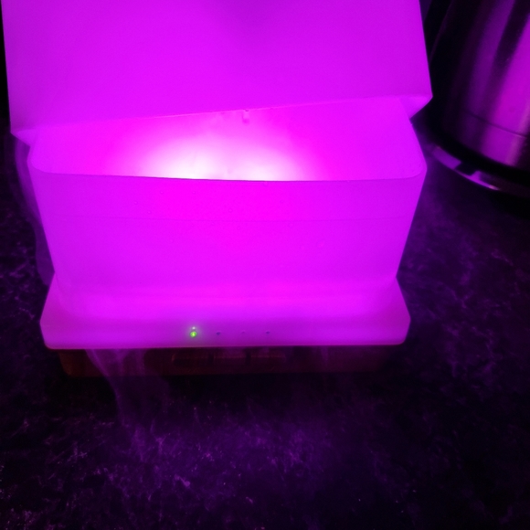 Essential OIL Diffuser - Picture 7 of 10